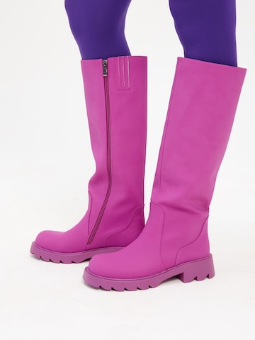 CESARE GASPARI Boots in Pink: front