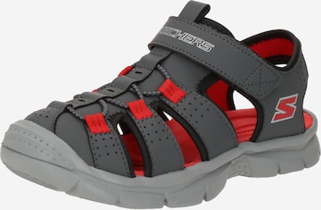 SKECHERS - Sapatos abertos 'RELIX' em cinzento: frente