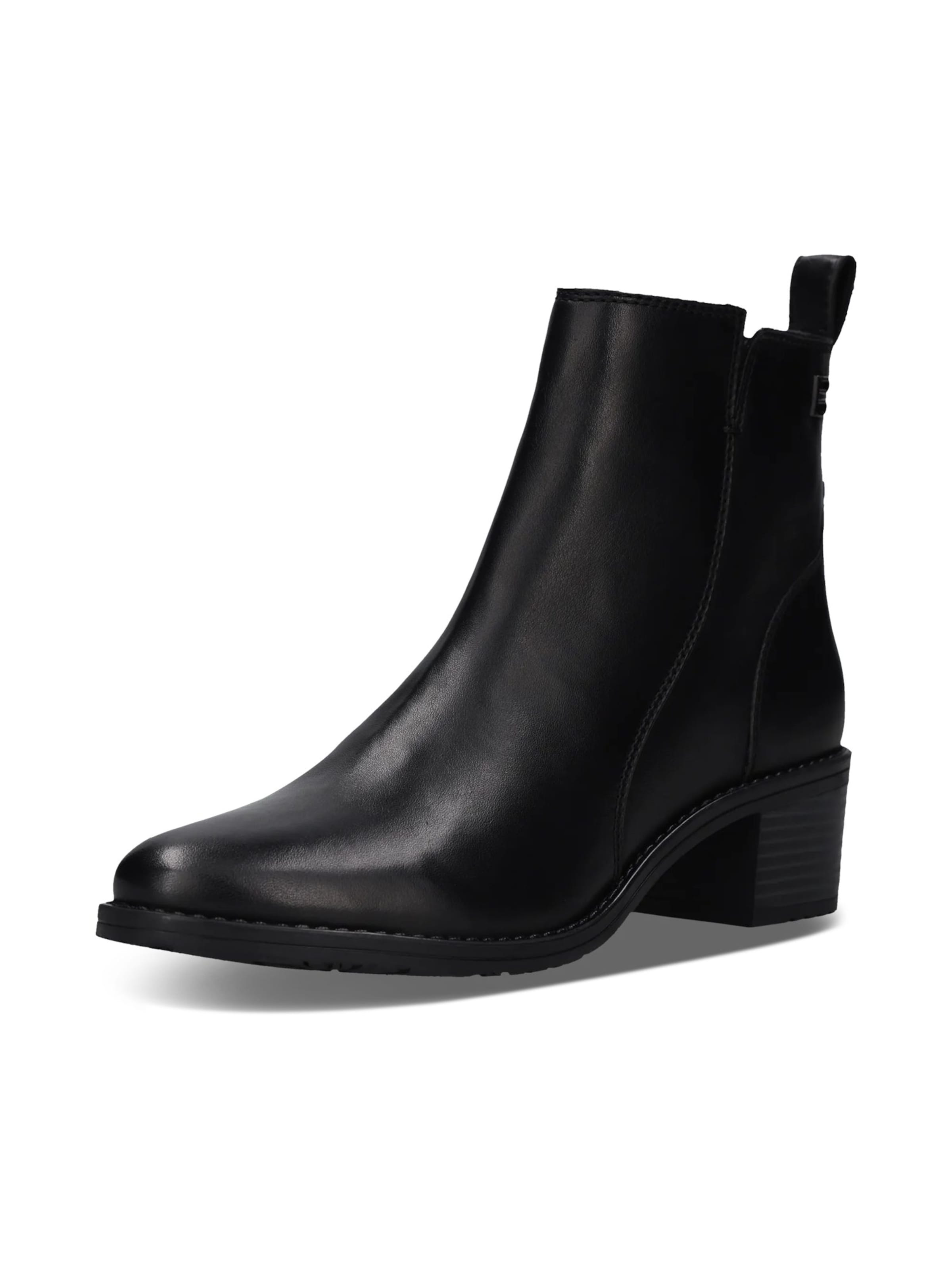 TT. BAGATT Ankle Boots in Black: front