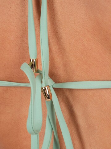 Triangle Hauts de bikini Kadoo en vert