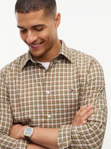 TOMMY HILFIGER Regular Fit Paita 'Flex' värissä beige