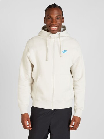 Veste de survêtement 'CLUB FLC' Nike Sportswear en blanc : devant