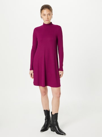 GAP Knitted dress in Purple: front