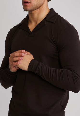 T-Shirt SikSilk en marron