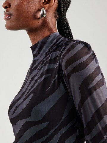 Robe 'ONLERICA' ONLY en gris