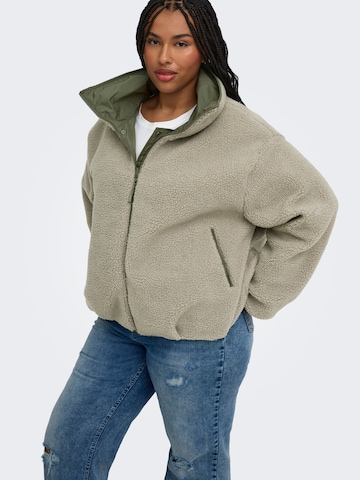 Veste d’hiver 'CARSIF' ONLY Carmakoma en vert