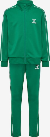 Hummel Trainingsanzug 'Track' in Grün: Vorderseite