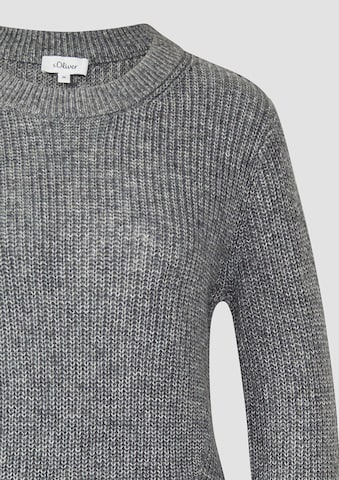 pilka s.Oliver Megztinis