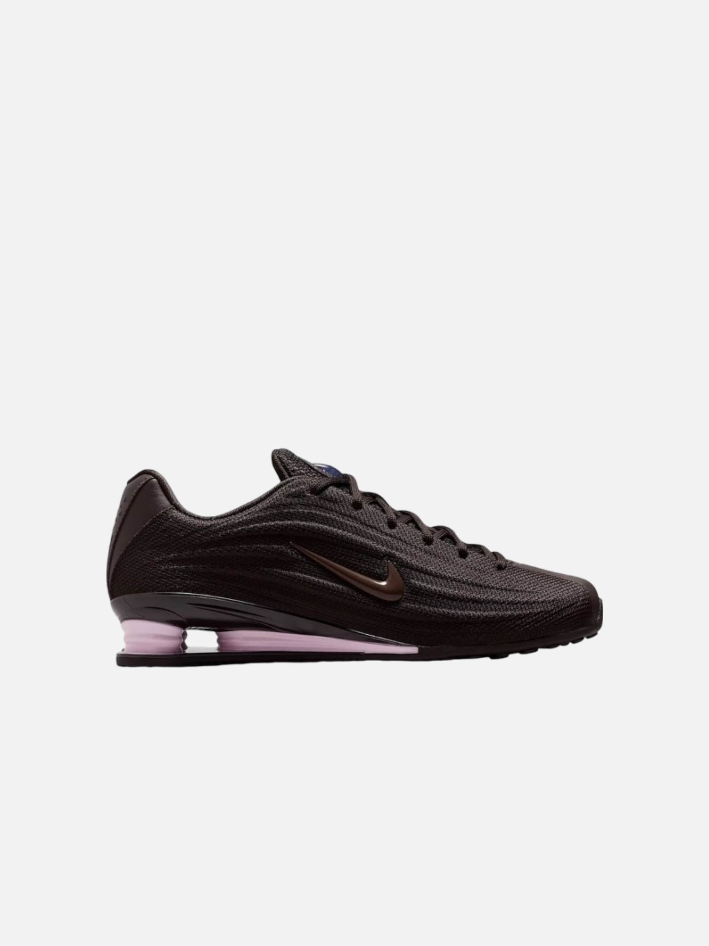 Baskets basses 'Nike Shox Z Velvet Brown' NIKE en marron : devant