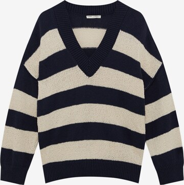 Pull&Bear Sweater in Blue: front