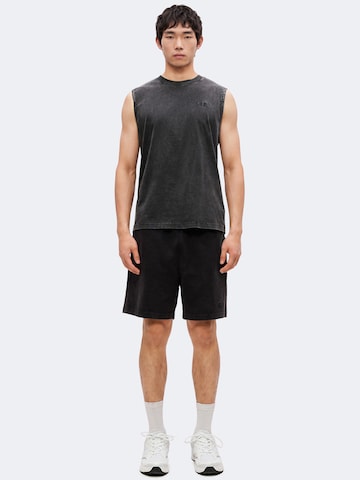 Tricou de la Champion pe negru