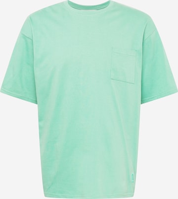 NU-IN Shirt in Green: front