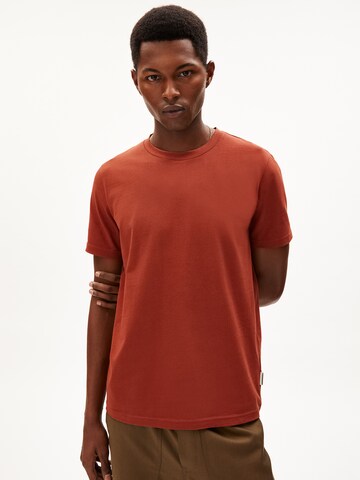 T-Shirt ' JAAMEL STRUCTURE ' ARMEDANGELS en rouge
