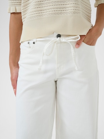 CULTURE Tapered Jeans 'CUTali Ami' i hvid