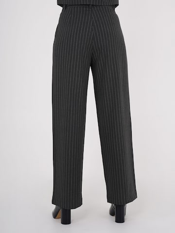 Regular Pantalon FRESHLIONS en gris