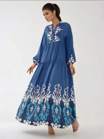 Hiccup - Vestidos camiseiros em azul: frente