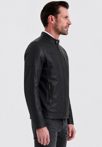 PIERRE CARDIN Jacke in Schwarz