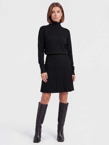 APART Knitted dress in Black: front