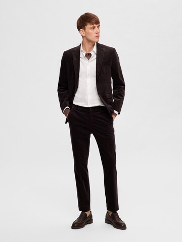 SELECTED HOMME Slimfit Broek in Bruin