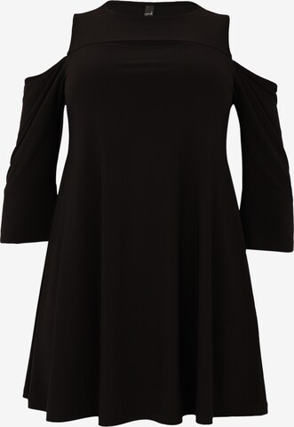 Yoek Tunic in Black: front