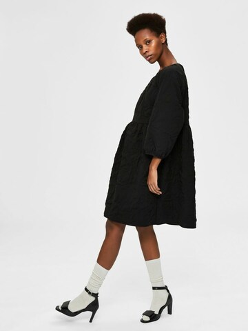 Selected Femme Petite Obleka | črna barva