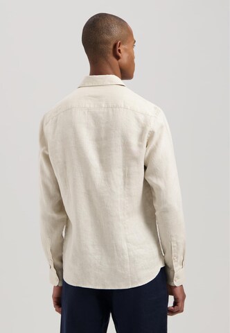 Coupe regular Chemise 'The Jagger' Dstrezzed en beige