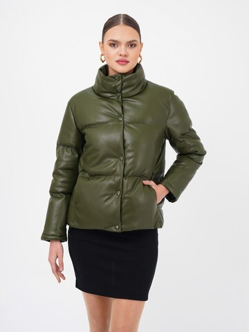 Veste mi-saison FRESHLIONS en vert : devant