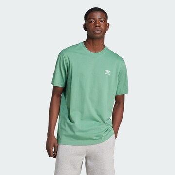 Tricou 'Trefoil Essentials' de la ADIDAS ORIGINALS pe verde: față