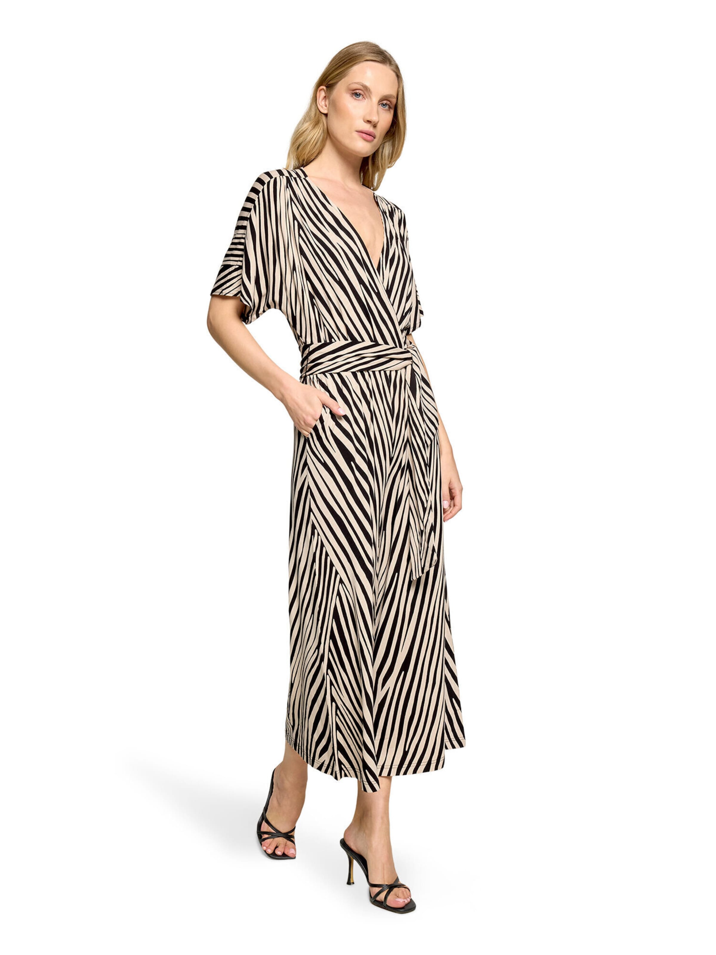Betty Barclay Jumpsuit in Zwart