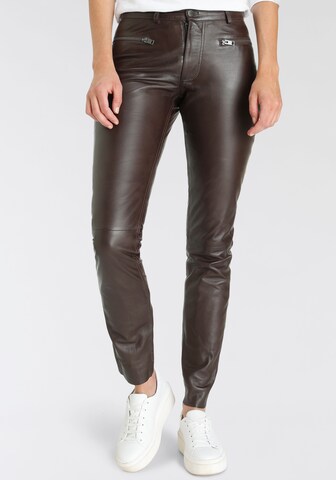 Gipsy by Mauritius Hose in Braun: Vorderseite