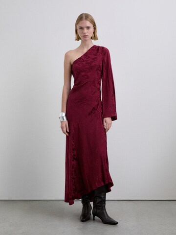 Robe de cocktail Scalpers en rouge : devant