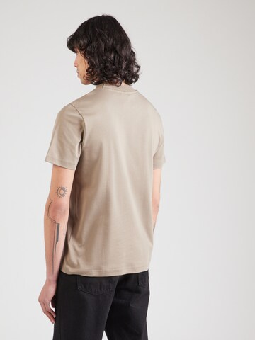 T-Shirt BOSS en vert