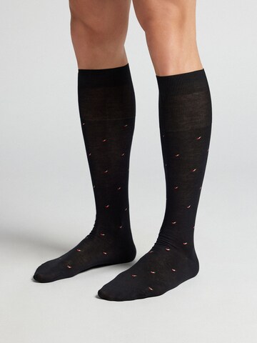 IUMAN Intimissimi Uomo Socks in Black: front