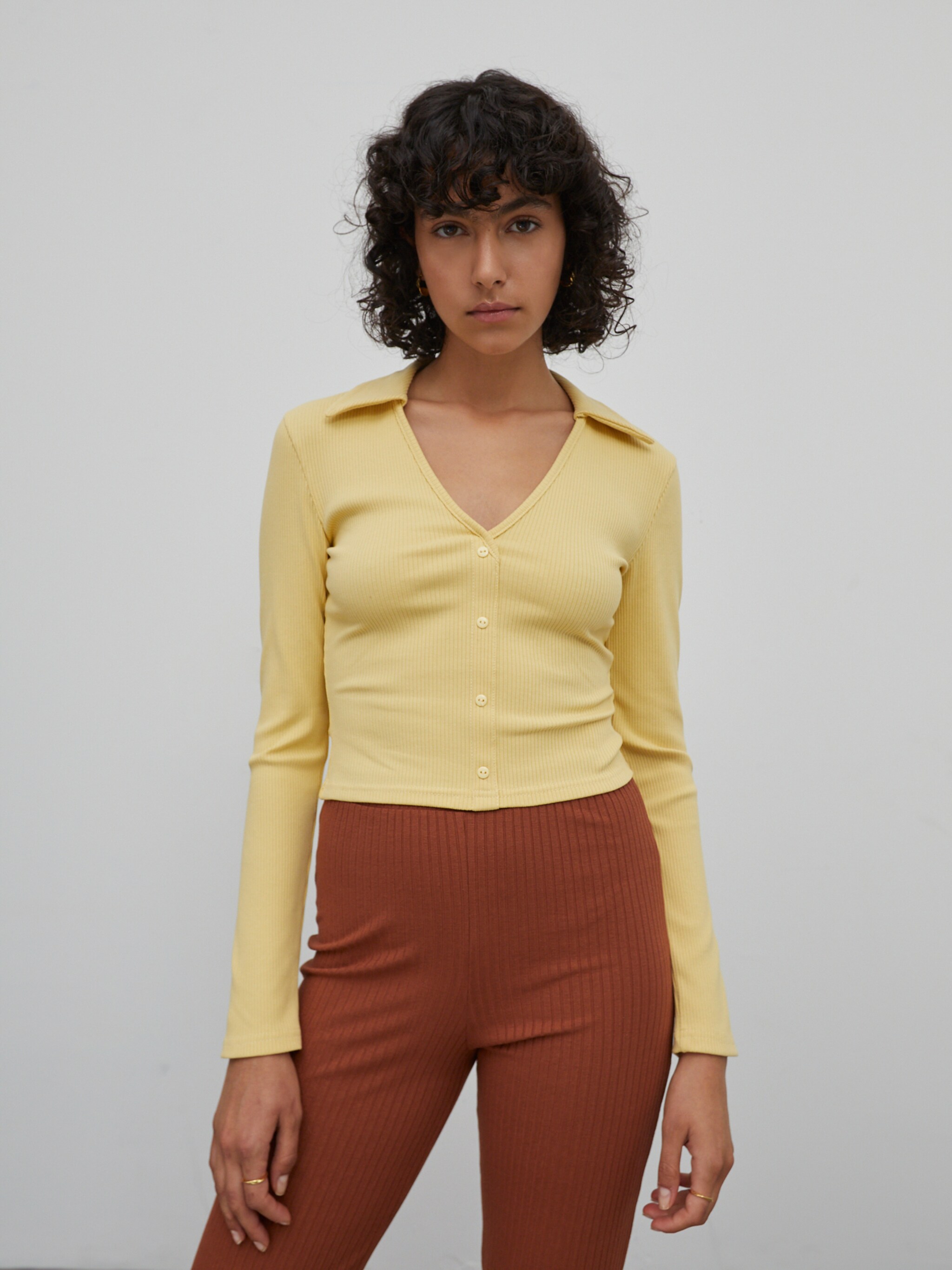 EDITED Producten Shirt 'Julieta' Geel