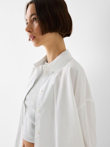 Camicia da donna di Bershka in bianco