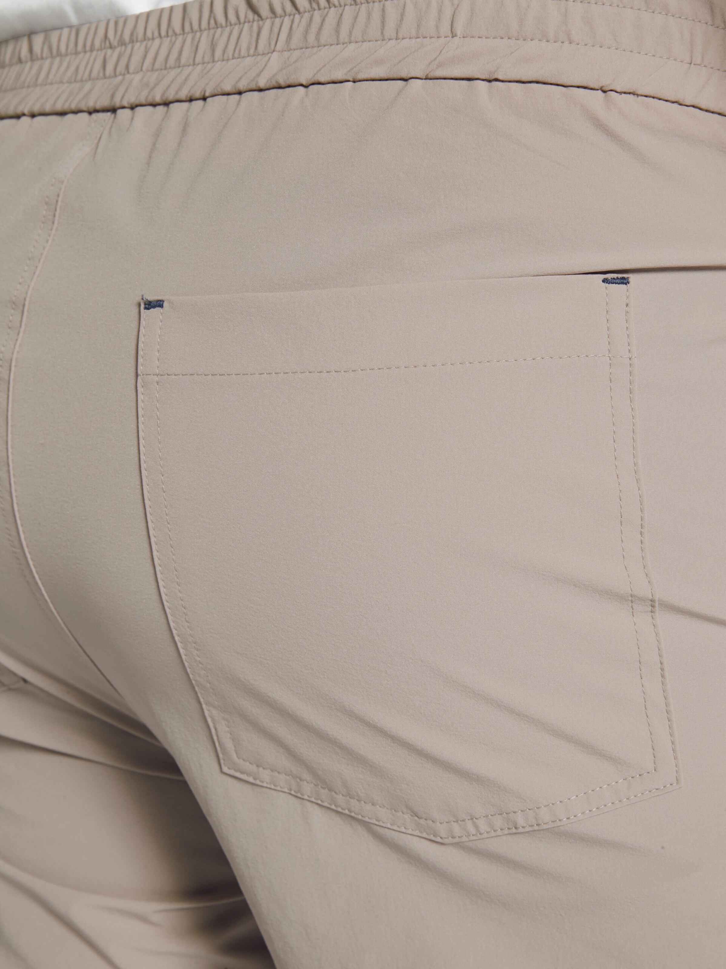 Charles Colby Loosefit Hose 'Baron Columban' in Beige