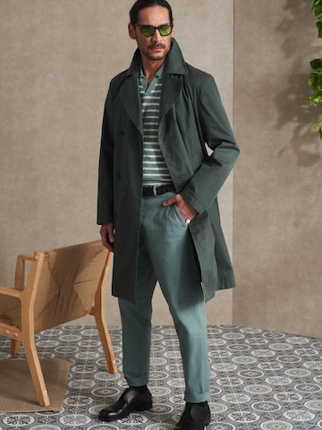 WE Fashion Between-seasons coat in Green