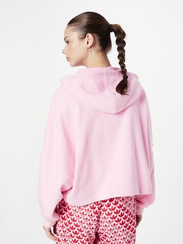 ADIDAS ORIGINALS Sweatshirt 'Adicolor 70S ' in Pink