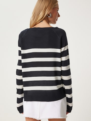 Happiness İstanbul Pullover in Blau