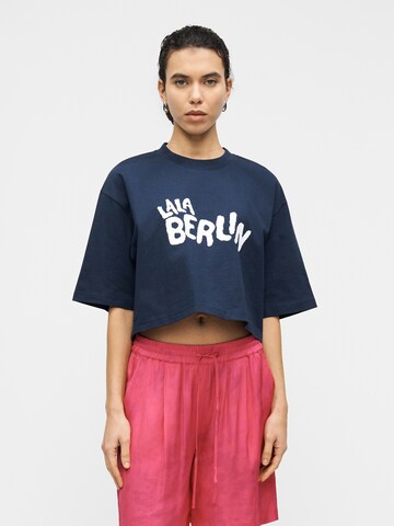 Lala Berlin Μπλουζάκι 'Corali' σε μπλε: μπροστά