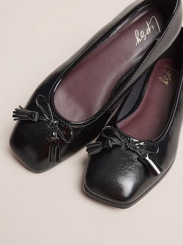Balerini de la Lipsy pe negru