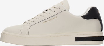 ARMANI EXCHANGE Низкие кроссовки 'LONDON ACTION' в Белый: спереди