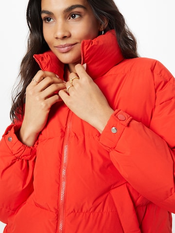 UNITED COLORS OF BENETTON Between-season jacket in Red