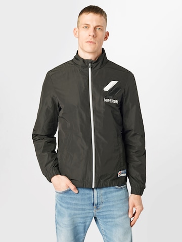 Superdry Overgangsjakke i sort: forside