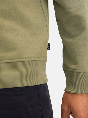 CAMEL ACTIVE Lässiges Sweatshirt mit Kontrasttasche in Grün