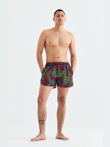 Rockupy Badeshorts 'Sven' in Schwarz: Vorderseite