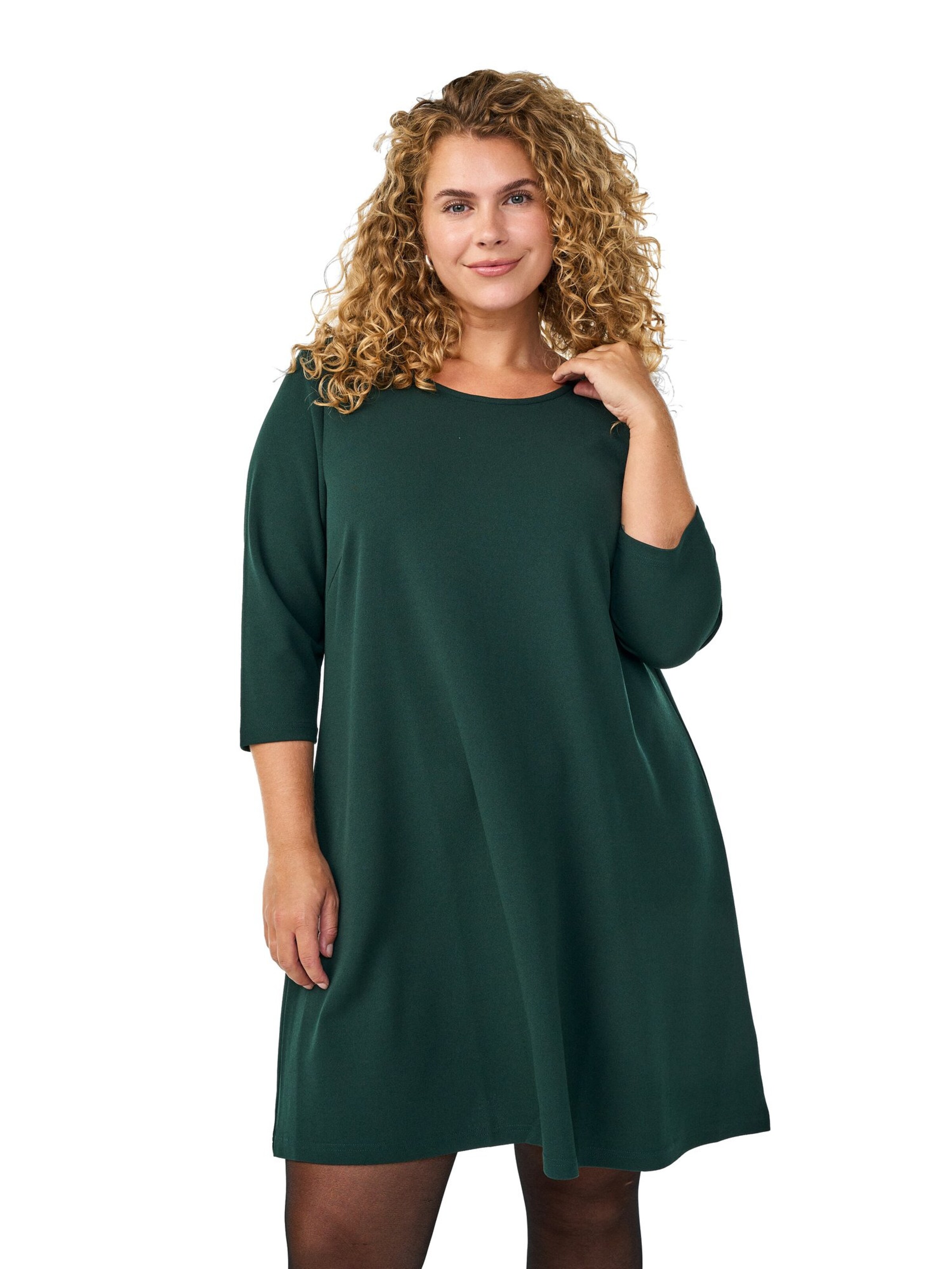 Abito 'Flella' di Zizzi in verde: frontale