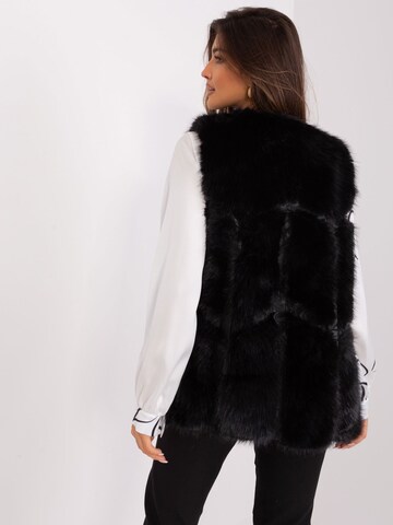 Madnezz House Vest 'KZ-2375.00P' in Black