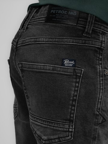 Petrol Industries Regular Jeans in Grau