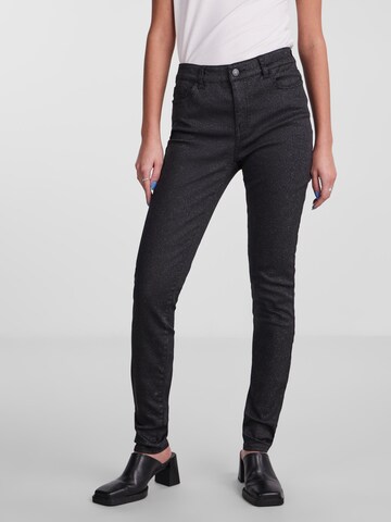 PIECES Slimfit Jeans 'SHINE' in Schwarz: predná strana